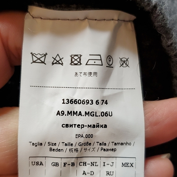 MaxMara Large Angora Mohair Front Sweater - Picture 5 of 7